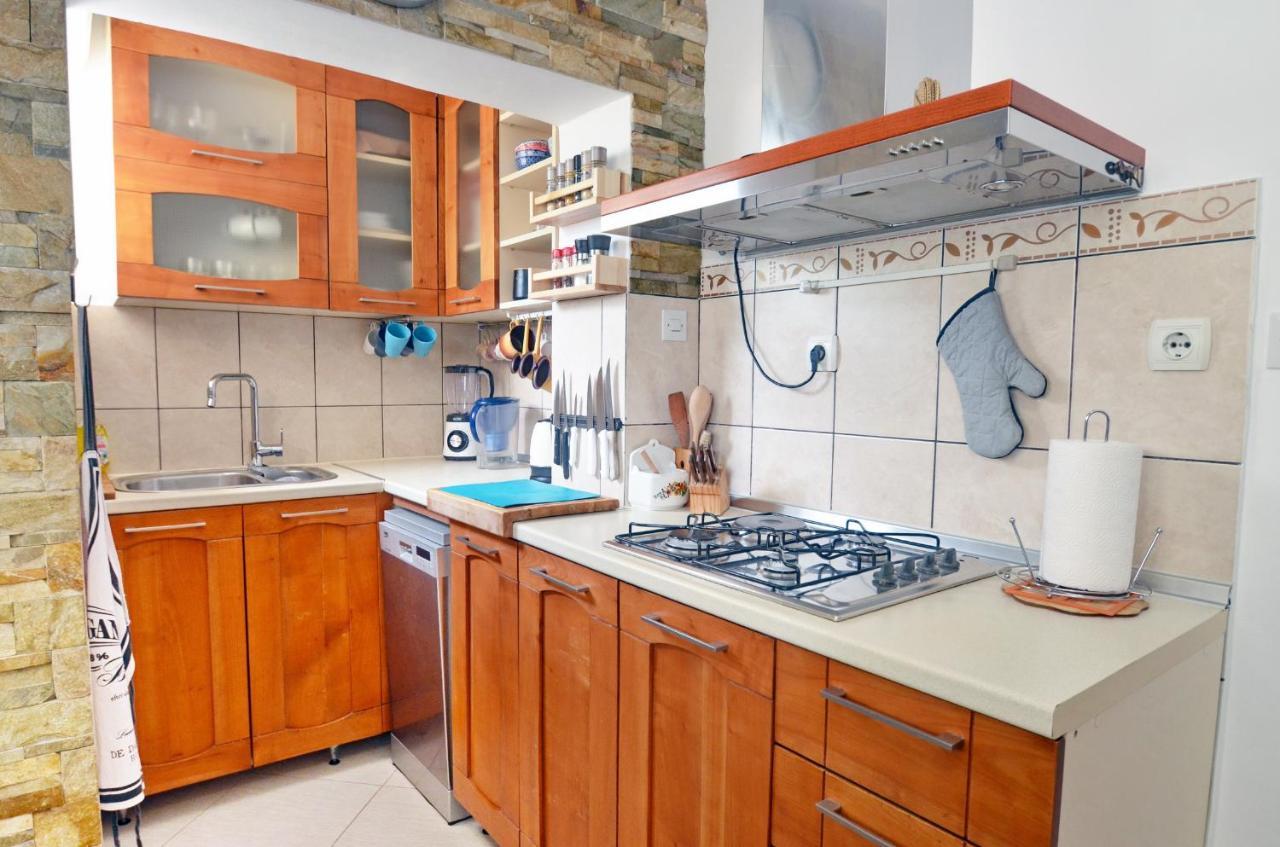 Apartment Oaza Kotor Exterior photo